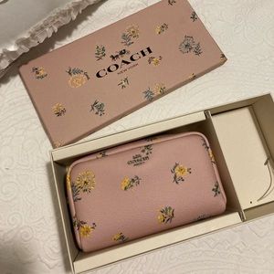 Coach boxy cosmetic bag